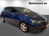 Begagnad Toyota Auris Hybrid Active 99 HK (72 kW) 2016 Mblå Halvkombi