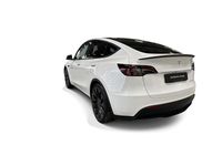 Begagnad Tesla Model Y Performance 392 kW (534 HK) 2023 Vit SUV