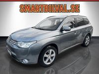 Begagnad Mitsubishi Outlander 203 HK (149 kW) 2014 Gråmetallic SUV