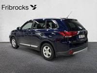 Begagnad Mitsubishi Outlander 150 HK (110 kW) 2016 Blå SUV