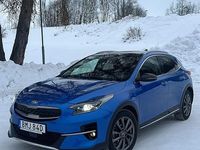 Begagnad Kia XCeed 141 HK (103 kW) 2021 Blåmetallic/blue flame SUV