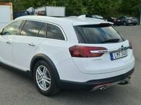 Begagnad Opel Insignia Country Tourer 170 HK (125 kW) 2017 Vit Kombi