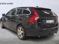 Begagnad Volvo V60 Summum 180 HK (132 kW) 2012 Svart Kombi
