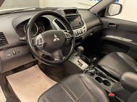 Begagnad Mitsubishi L200 2015 Vit Pickup