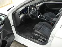 begagnad VW Passat GTE Aut GTE PHEV SPORTCOMBI PLUG IN 2018, Kombi