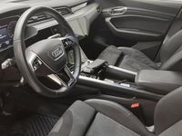 begagnad Audi e-tron quattro 55 20 TUM Svart innertak Vin 2022, Personbil
