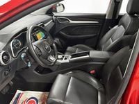 Begagnad MG ZS Luxury 105 kW (143 HK) 2020 Röd SUV