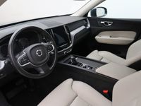 begagnad Volvo XC60 B4 AWD Diesel Momentum Advanced Edt//Nav//Kamera/