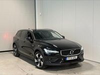 Begagnad Volvo V60 CC Momentum 190 HK (139 kW) 2019 Svart Kombi