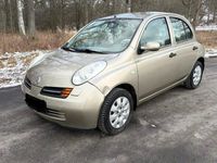 Begagnad Nissan Micra 65 HK (47 kW) 2005 Guld metallic