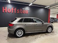 Begagnad Audi A3 Sportback Attraction 110 HK (80 kW) 2013 Grå Halvkombi