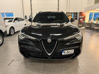 begagnad Alfa Romeo Stelvio Quadrifoglio 510hk Harman Kardon / Moms