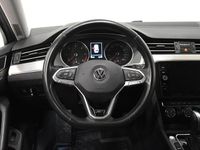 begagnad VW Passat 2.0 TDI SCR R-Line 4M Aut Skinn D-Värm Navi 2020, Kombi