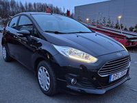 Begagnad Ford Fiesta Titanium 101 HK (74 kW) 2014 Svart Halvkombi