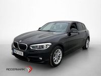 Begagnad BMW 118 Advantage 136 HK (100 kW) 2016 Svart Halvkombi