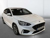 Begagnad Ford Focus ST-Line 125 HK (91 kW) 2021 Vit Halvkombi