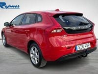 Begagnad Volvo V40 Kinetic 120 HK (88 kW) 2015 Röd Kombi