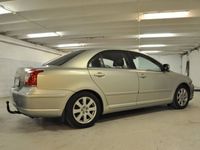 begagnad Toyota Avensis Sedan 2.0 D-4 VVT-i. Nyservad. Nybesiktigad