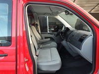 begagnad VW Caravelle T32 1.9 TDI 102hk 9-sits / Färdtjänst