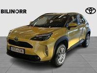 Begagnad Toyota Yaris Hybrid Active 117 HK (86 kW) 2023 Gul
