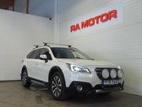 Begagnad Subaru Outback 175 HK (128 kW) 2017 Vit Kombi