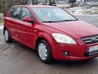 Begagnad Kia Ceed 109 HK (80 kW) 2007 Halvkombi