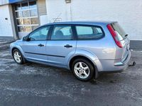 Begagnad Ford Focus 125 HK (91 kW) 2007 Kombi