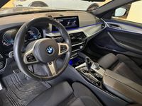 begagnad BMW 530 e xDrive M-Sport Navi Drag HiFi 19"