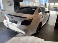 Begagnad BMW 530 M Sport 218 HK (160 kW) 2003 Vit Sedan