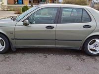 Begagnad Saab 9-5 150 HK (110 kW) 1999 Mossgrön Sedan