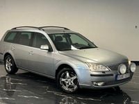 Begagnad Ford Mondeo 155 HK (114 kW) 2006 Silver Kombi