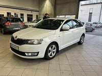 Begagnad Skoda Rapid 105 HK (77 kW) 2014 Vit Halvkombi