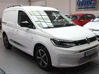 Begagnad VW Caddy 122 HK (89 kW) 2023 Vit Minibuss