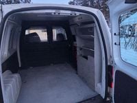 Begagnad VW Caddy 75 HK (55 kW) 2013 Minibuss