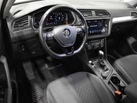 begagnad VW Tiguan 2.0 TSI 4M Active Info Pano Värmare Drag 1