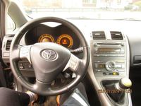 begagnad Toyota Auris 5-dörrar 2.0 D-4D Euro 4