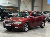Begagnad Skoda Octavia 102 HK (75 kW) 2004 Mörkröd Halvkombi