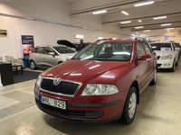 Begagnad Skoda Octavia 150 HK (110 kW) 2005 Röd Kombi
