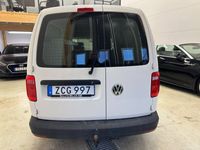 begagnad VW Caddy Maxi 2.0 TDI BlueMotion Euro 6 moms låg mil