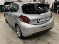 Begagnad Peugeot 208 82 HK (60 kW) 2016 Grey metallic Halvkombi