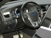begagnad Volvo V60 D4 AWD Geartronic Momentum, R-Design Euro 5