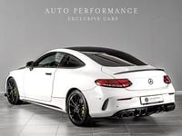 Begagnad Mercedes C43 AMG AMG 368 HK (270 kW) 2018 Vit Sportkupé