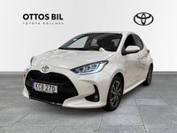 Begagnad Toyota Yaris Hybrid Style 132 HK (97 kW) 2024 Vit Halvkombi