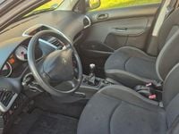 Begagnad Peugeot 206+ 60 HK (44 kW) 2011 Halvkombi