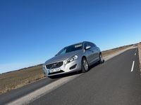 begagnad Volvo V60 D3 Geartronic Momentum Euro 5