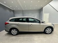 begagnad Ford Focus KOMBI 1.0 / ECOBOOST / BACK KAMERA / 125 HK