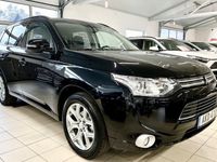 begagnad Mitsubishi Outlander P-HEV 2.0 Hybrid 4WD CVT Skinn GPS 2015, SUV