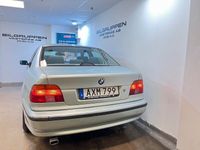 begagnad BMW 523 i Sedan 170HK / Besiktad / Kamkedja / Led-ramp /Unik