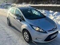 Begagnad Ford Fiesta 75 HK (55 kW) 2010 Halvkombi