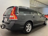 begagnad Volvo V70 D4 181hk Taklucka/Värmare/Navi/Krok/Blis